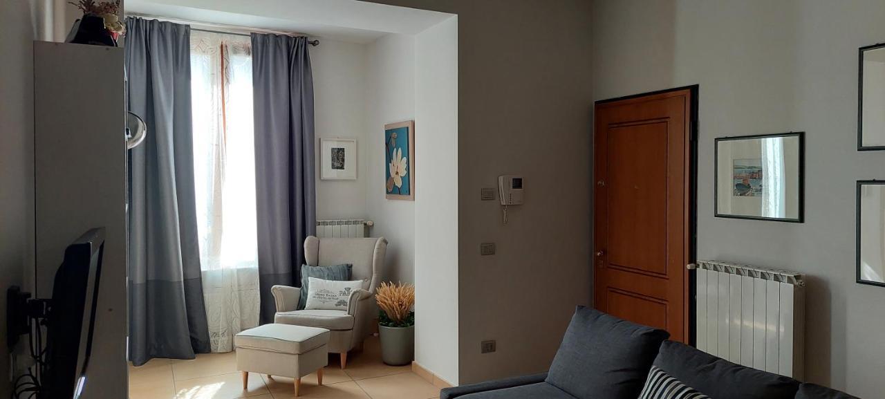 Residenza Teatro Vecchio Apartment Salo Ngoại thất bức ảnh